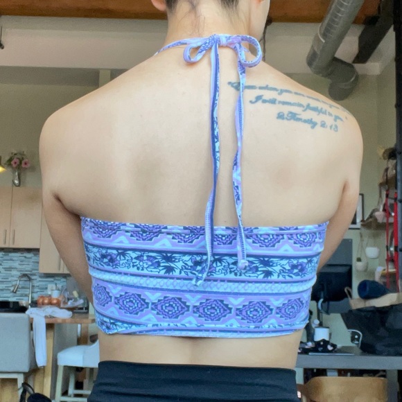 Patterned Halter Top - Picture 2 of 2